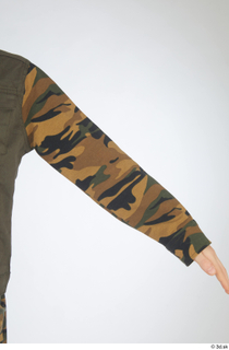 Novel arm camo jacket casual dressed sleeve upper body 0002.jpg